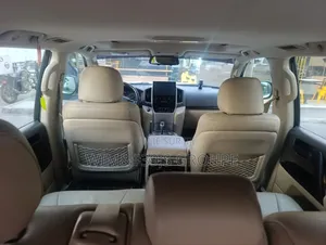 Toyota Land Cruiser 2020 Blanc