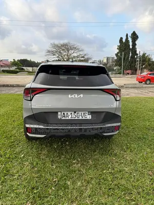 Photo - New Kia Sportage X-Line 2023 Gris