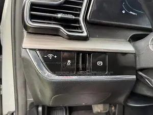 New Kia Sportage X-Line 2023 Gris