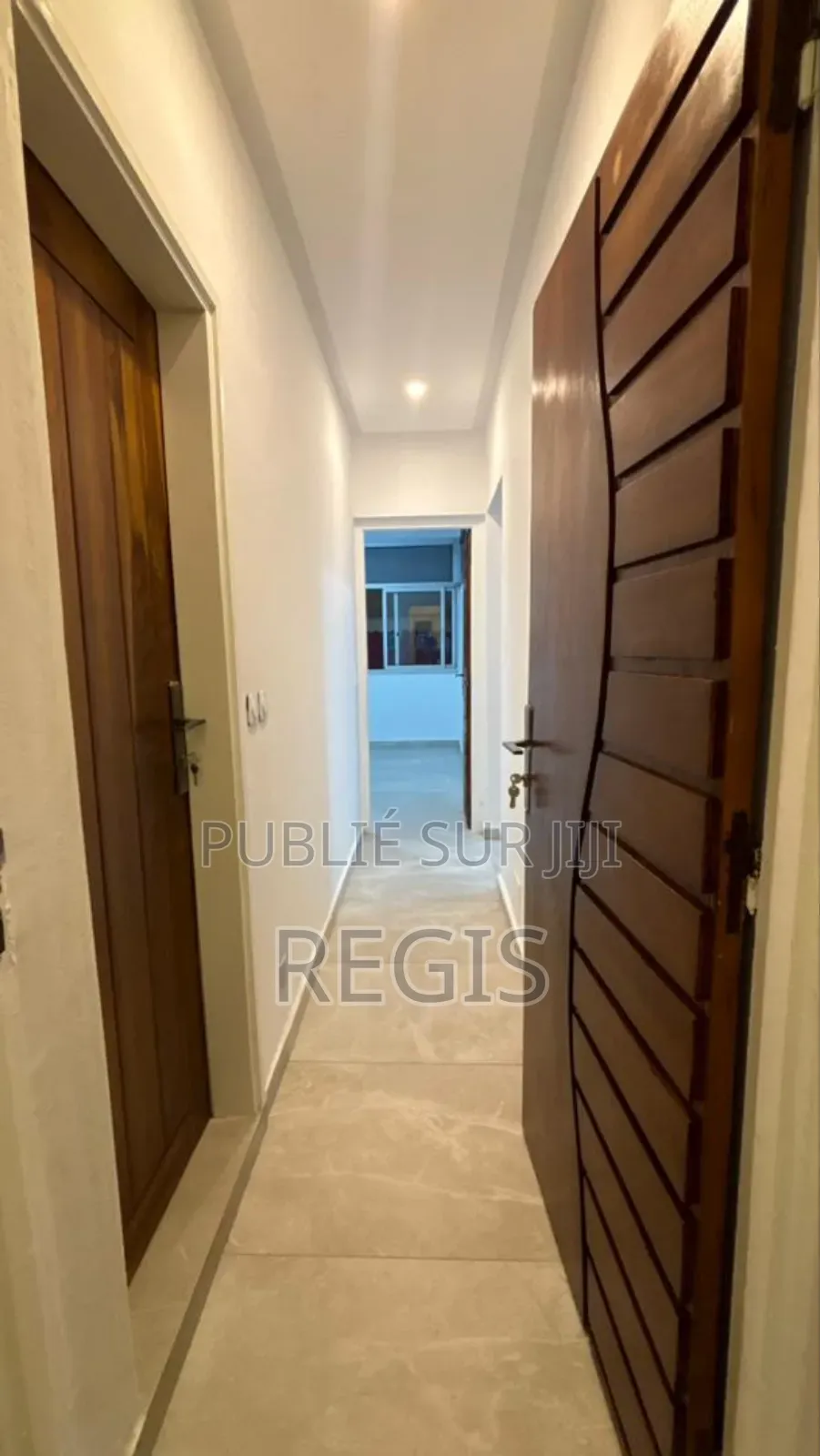 3chbre Appartement dans Residence Rose, Cocody à Louer