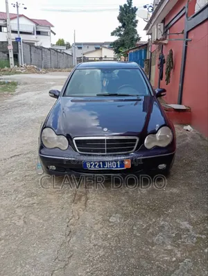 Photo - Mercedes-Benz C200 2002 Blue
