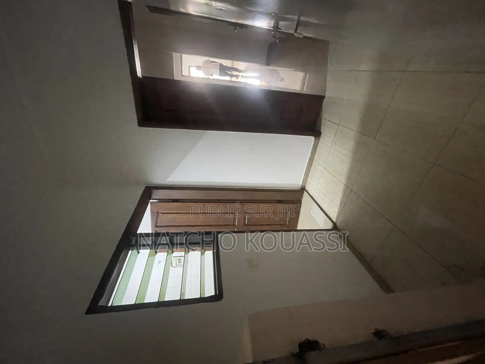 1chbre Appartement dans Studio, Cocody à Louer