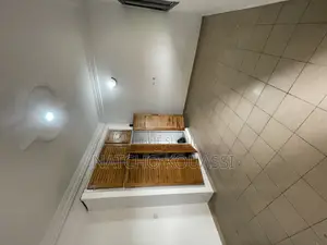 1chbre Appartement dans Studio, Cocody à Louer