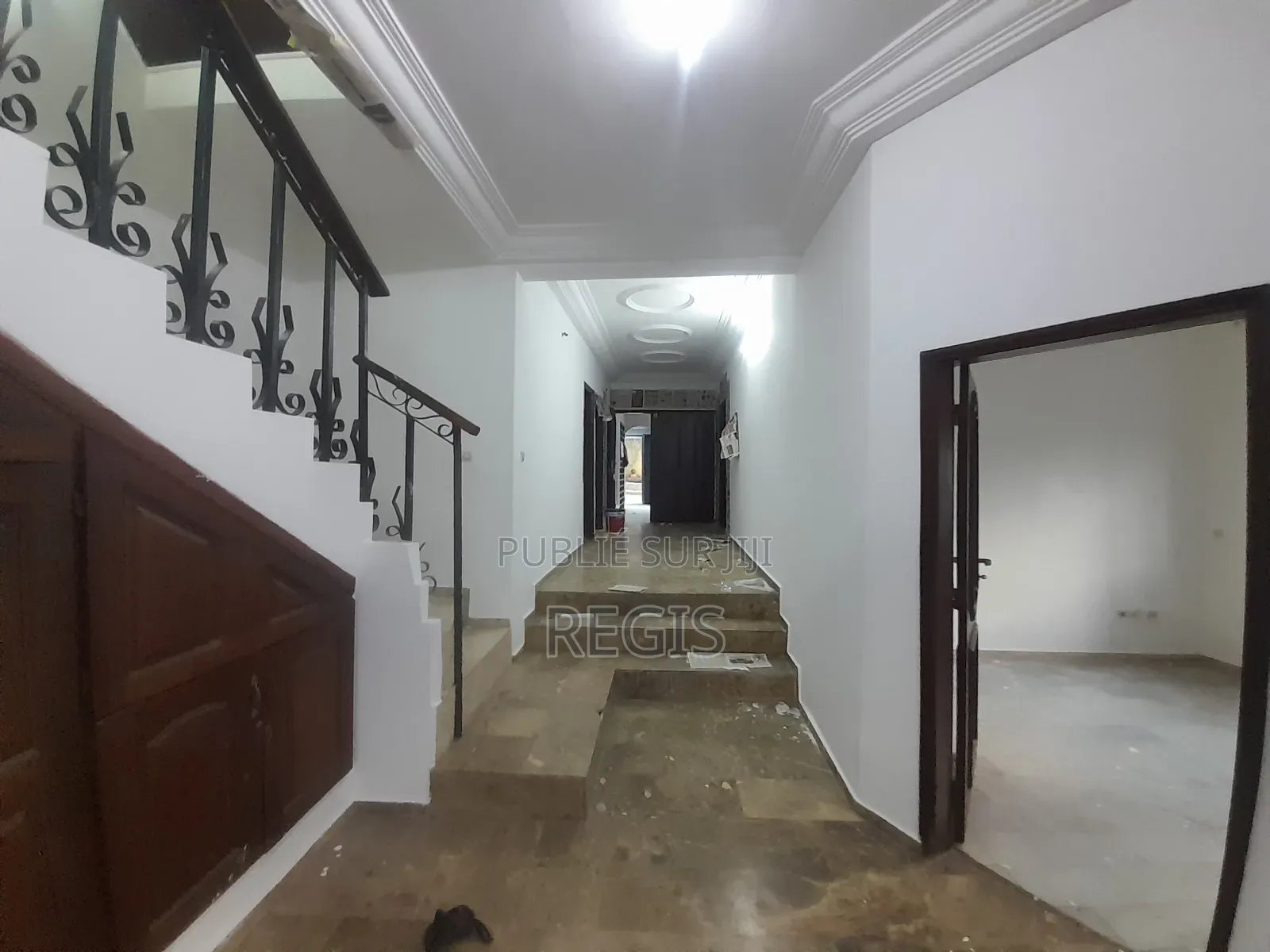 14chbre Villa dans Residence Saphir, Cocody à Louer