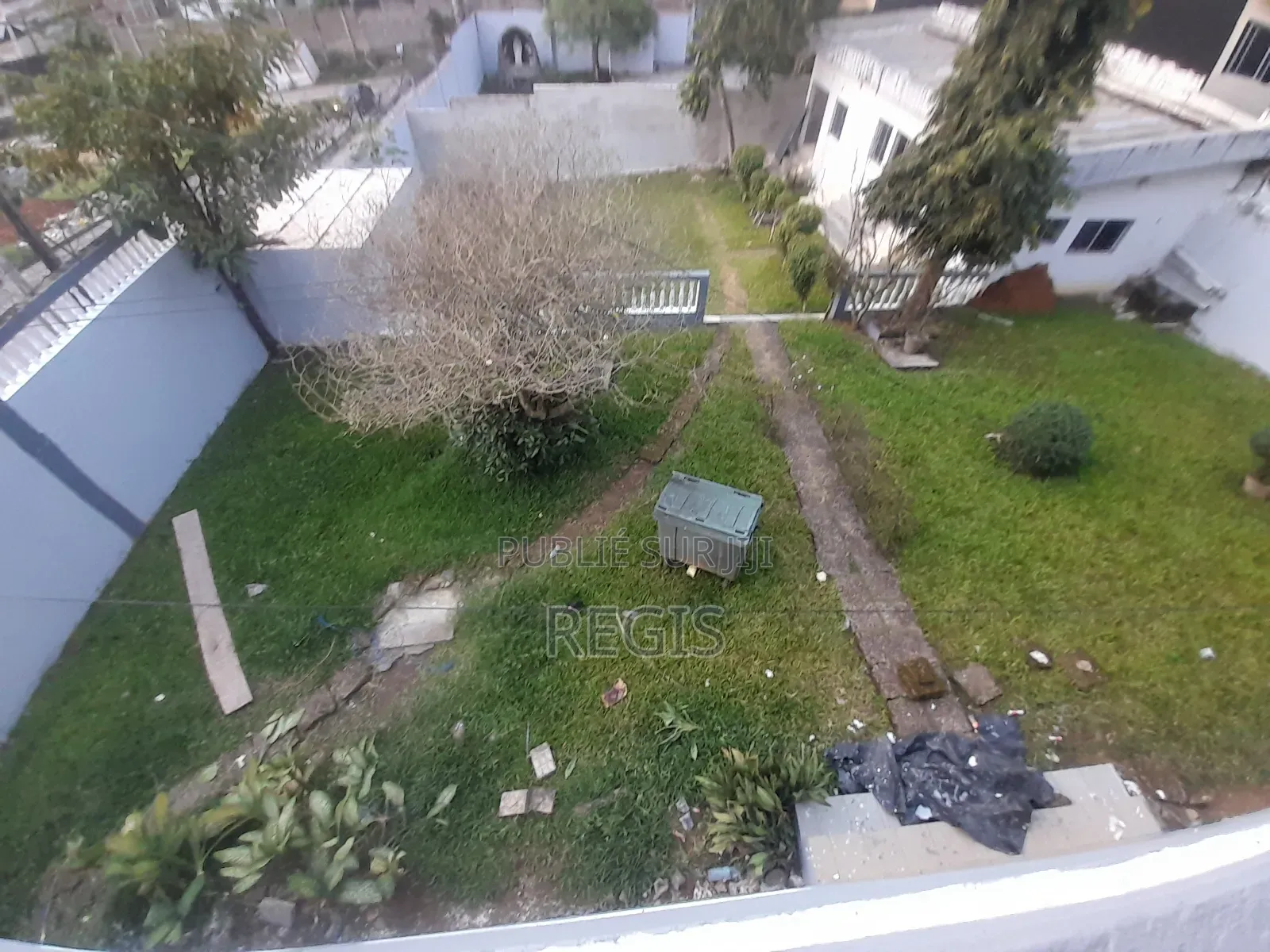 14chbre Villa dans Residence Saphir, Cocody à Louer