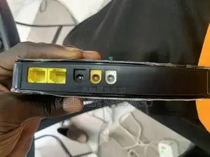 Onduleur Dc Multifonction (Ups) De La Marque Snipextc, Modèle Fsp1-3.