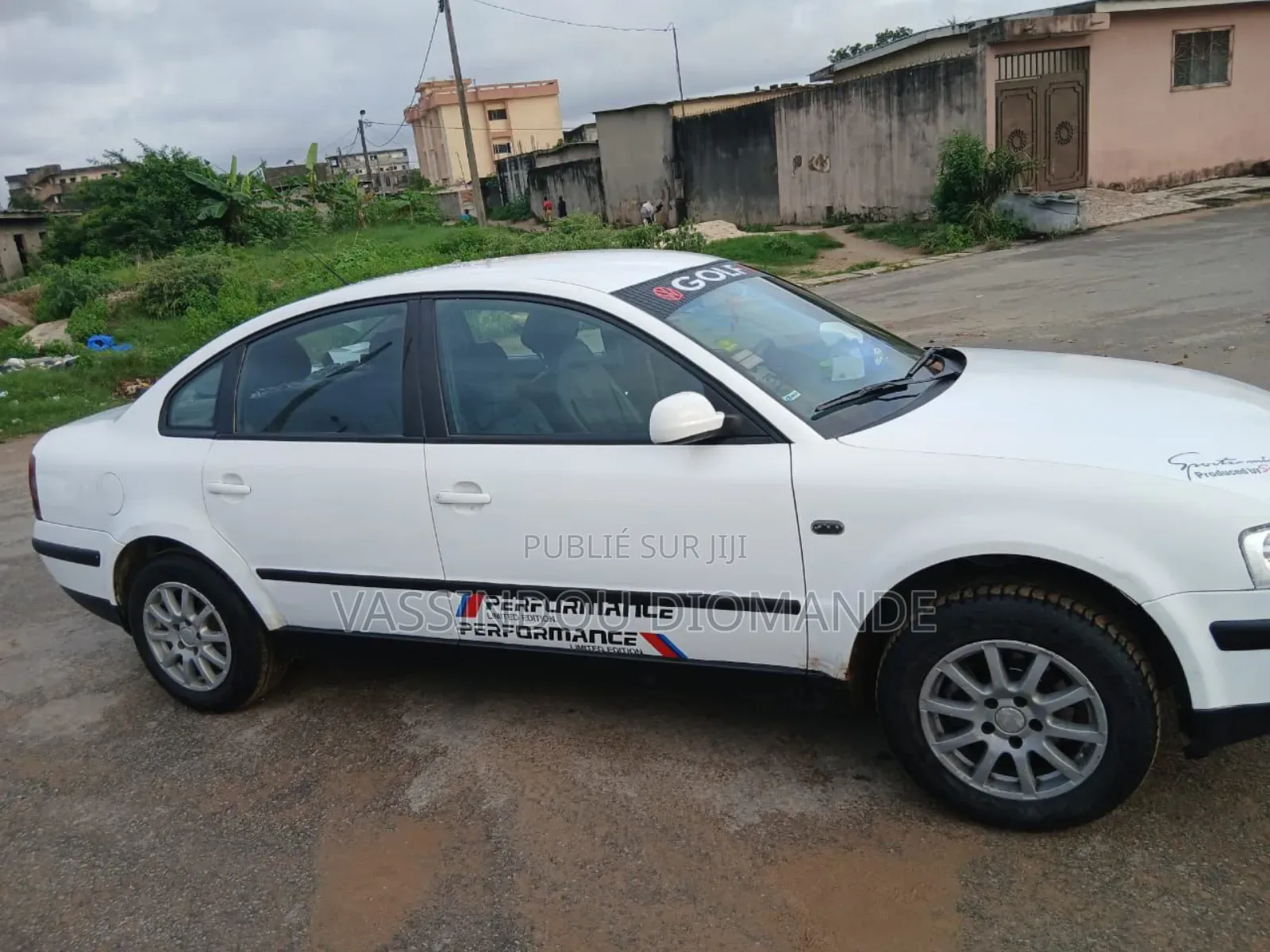 Volkswagen Passat 2001 Blanc