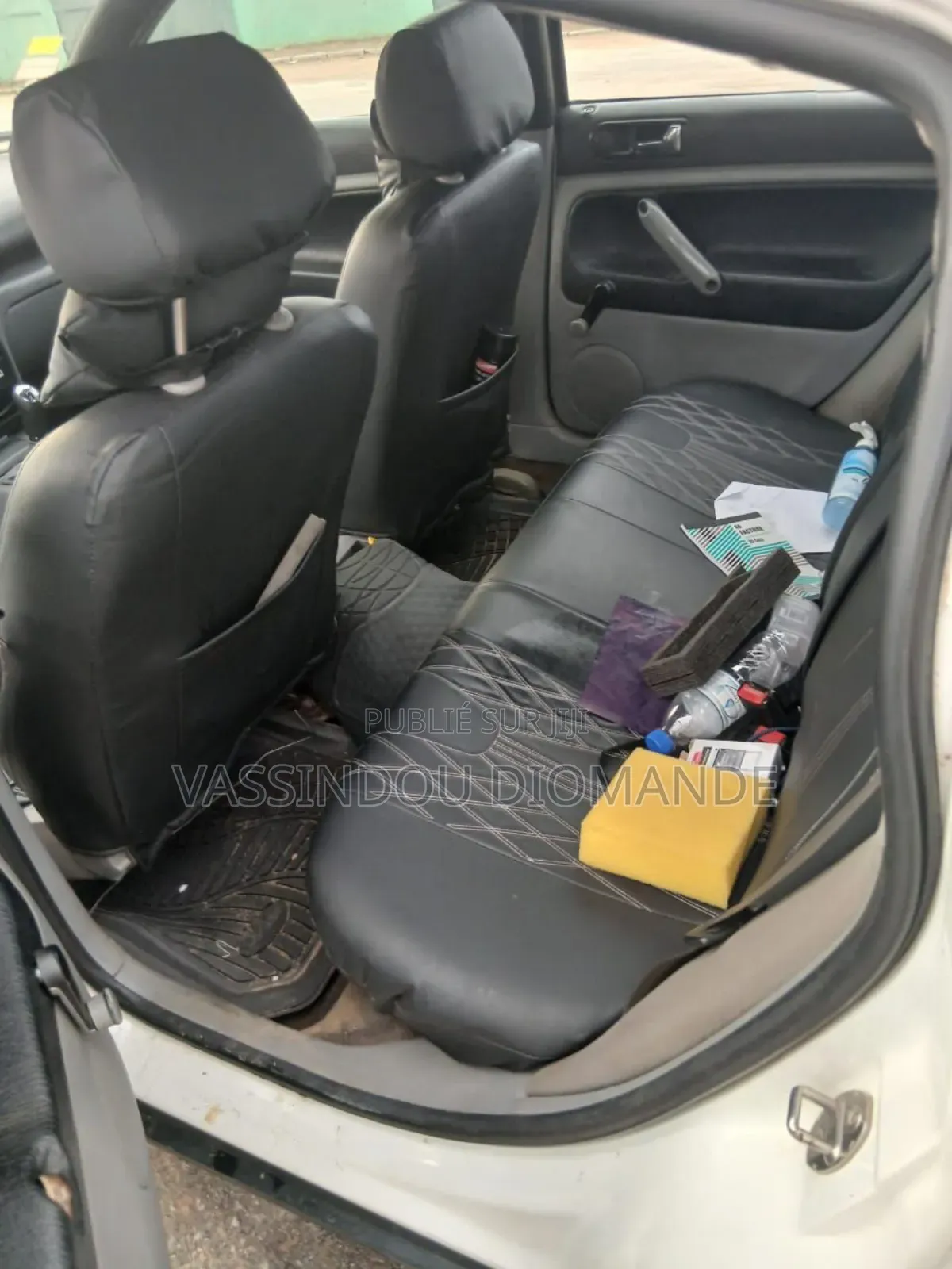 Volkswagen Passat 2001 Blanc