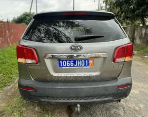 Kia Sorento 2012 Gris