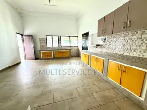 10chbre Duplex dans Ismaël Coulibaly, Cocody à Vendre