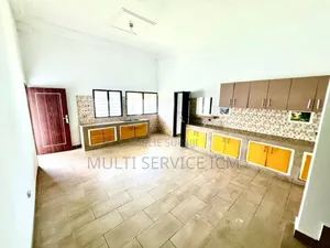10chbre Duplex dans Ismaël Coulibaly, Cocody à Vendre