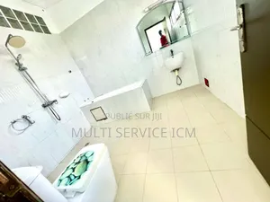 10chbre Duplex dans Ismaël Coulibaly, Cocody à Vendre