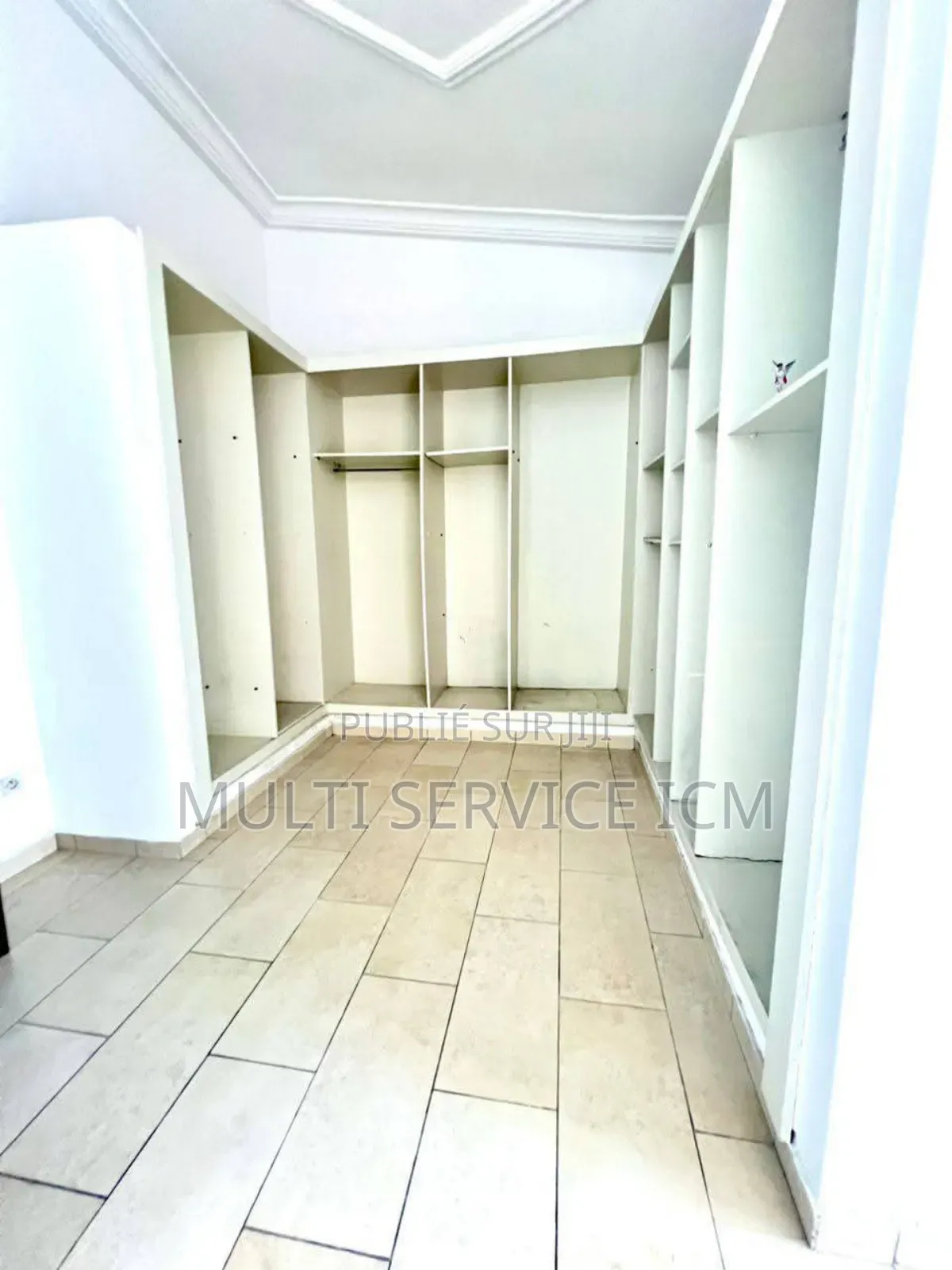 10chbre Duplex dans Ismaël Coulibaly, Cocody à Vendre