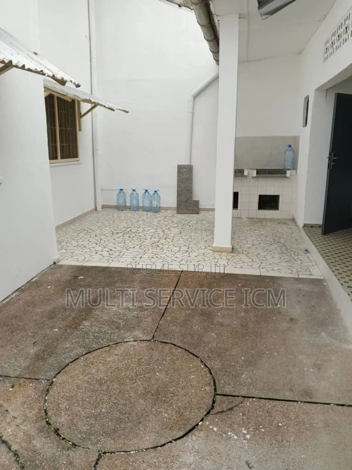 10chbre Duplex dans Ismaël Coulibaly, Cocody à Vendre