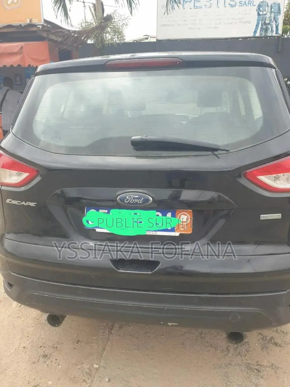 Ford Escape Titanium 4x4 2016 Noir Mat