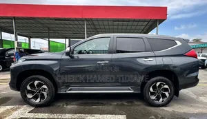 Mitsubishi Pajero 2025 Noir Mat