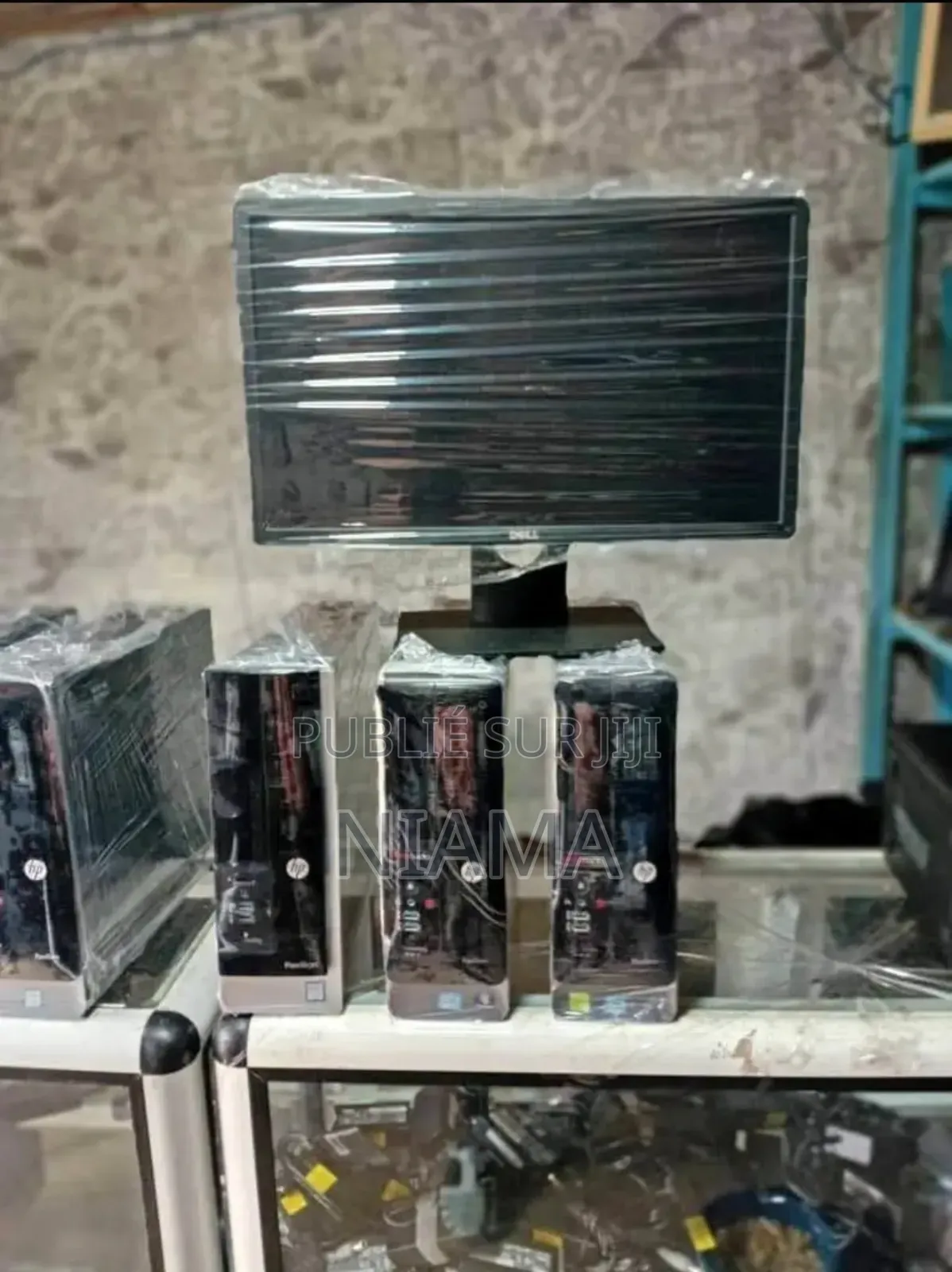 New Ordinateur de bureau HP 200 G4 4GB Intel Core i3 HDD 500GB