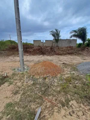 Un Terrain De 400m2 en Vente À San-Pedro