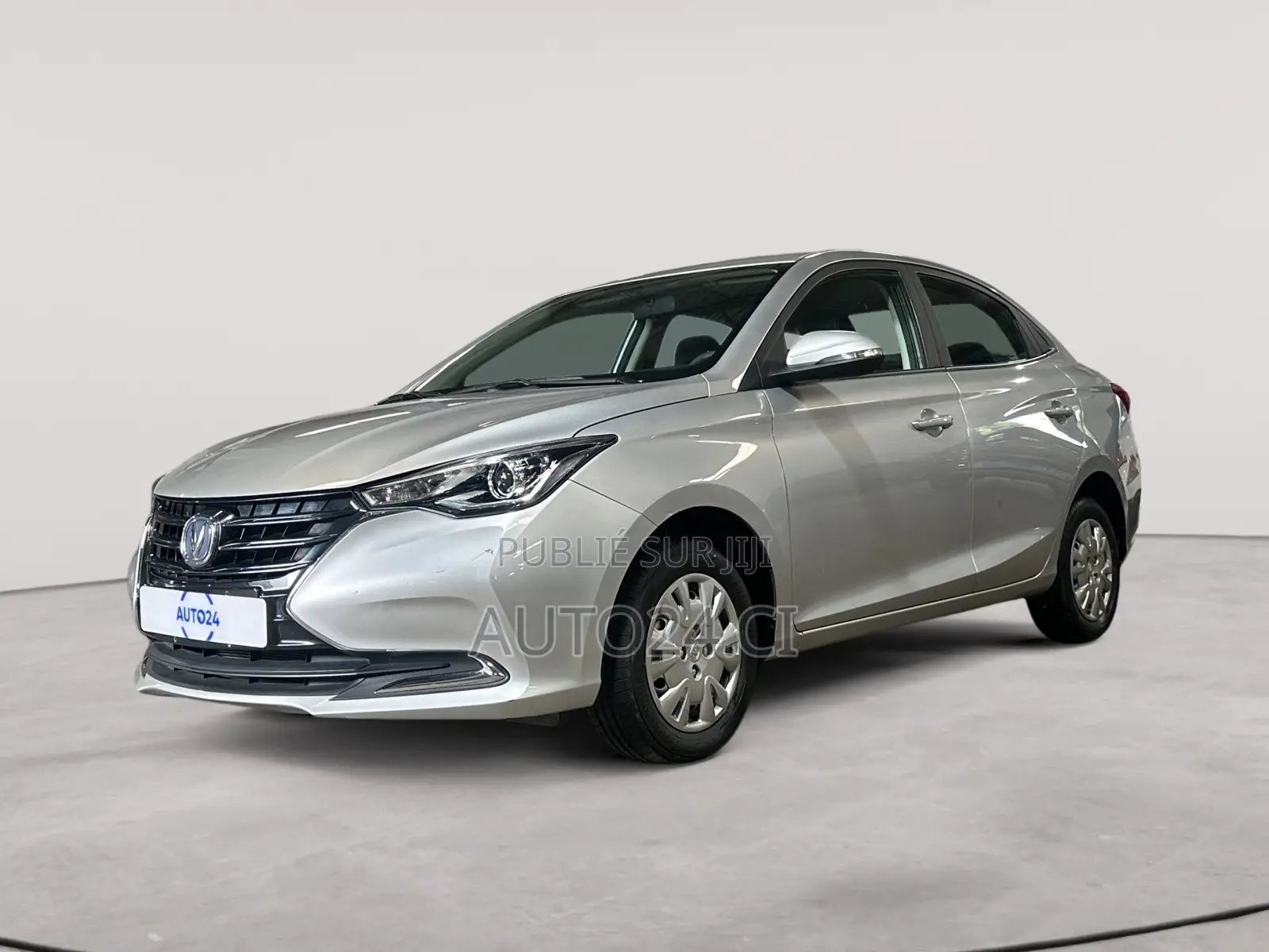 Changan Alsvin 2025 Gris
