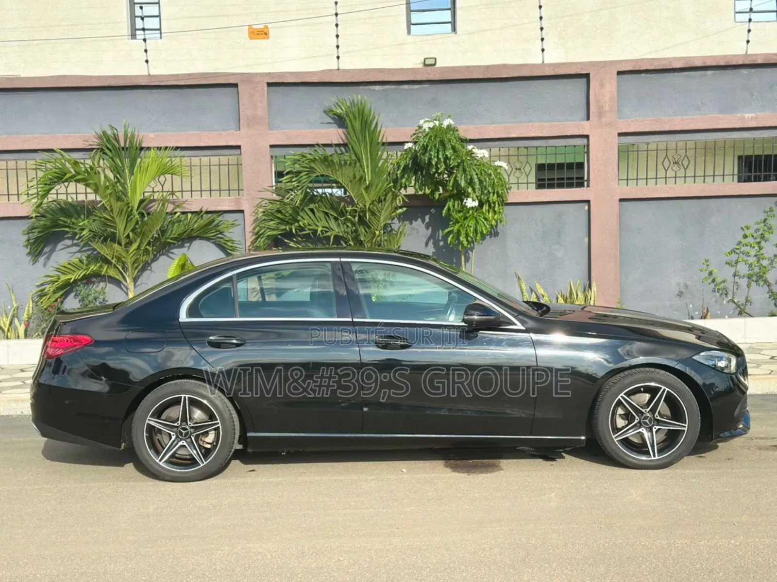 New Mercedes-Benz C200 2023 Black