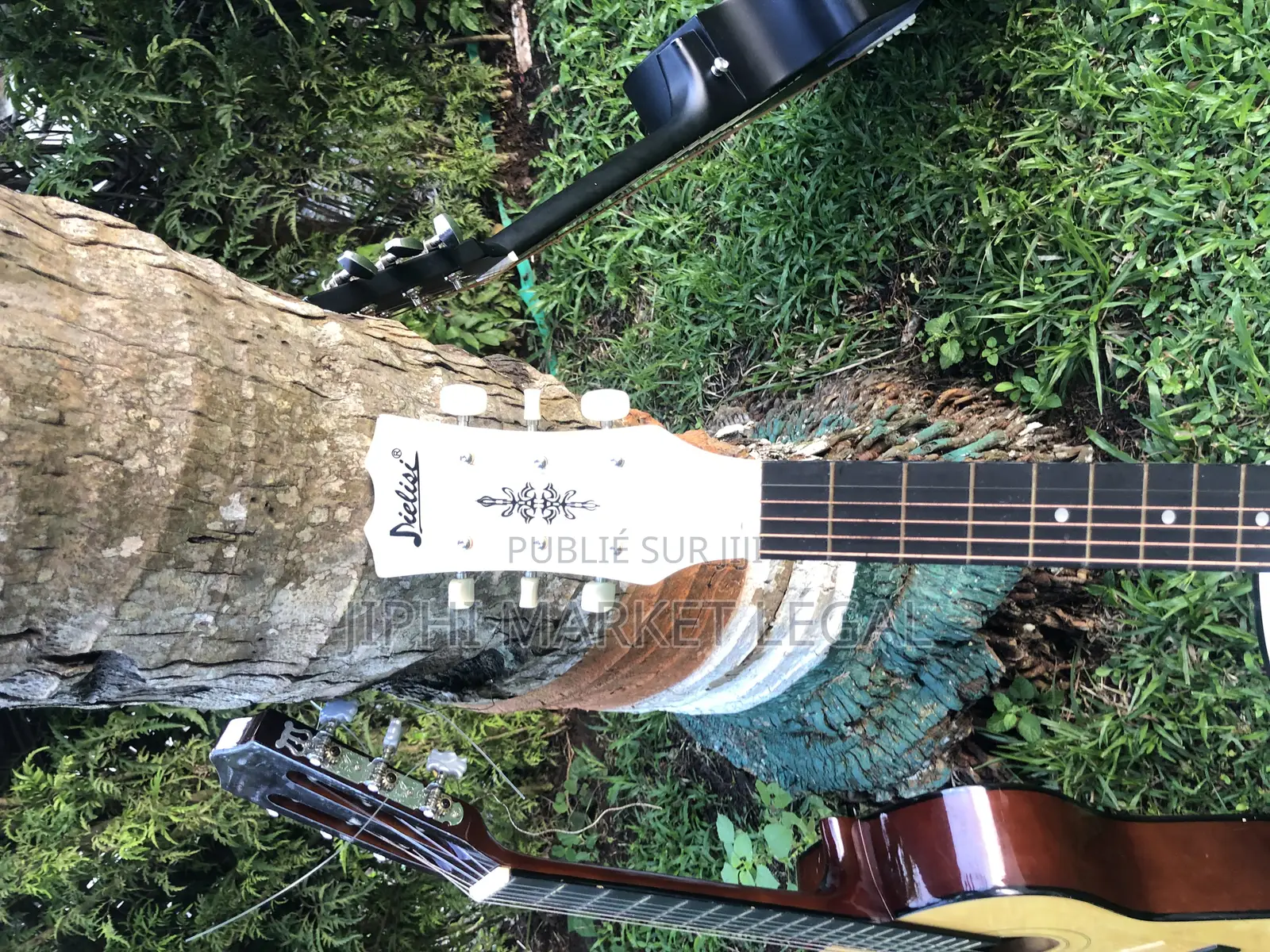 Guitare Acoustique Et Classique .Corde en Nylon Et en Acier