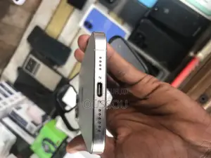 Apple iPhone 16 Pro Max 512 GB Gris