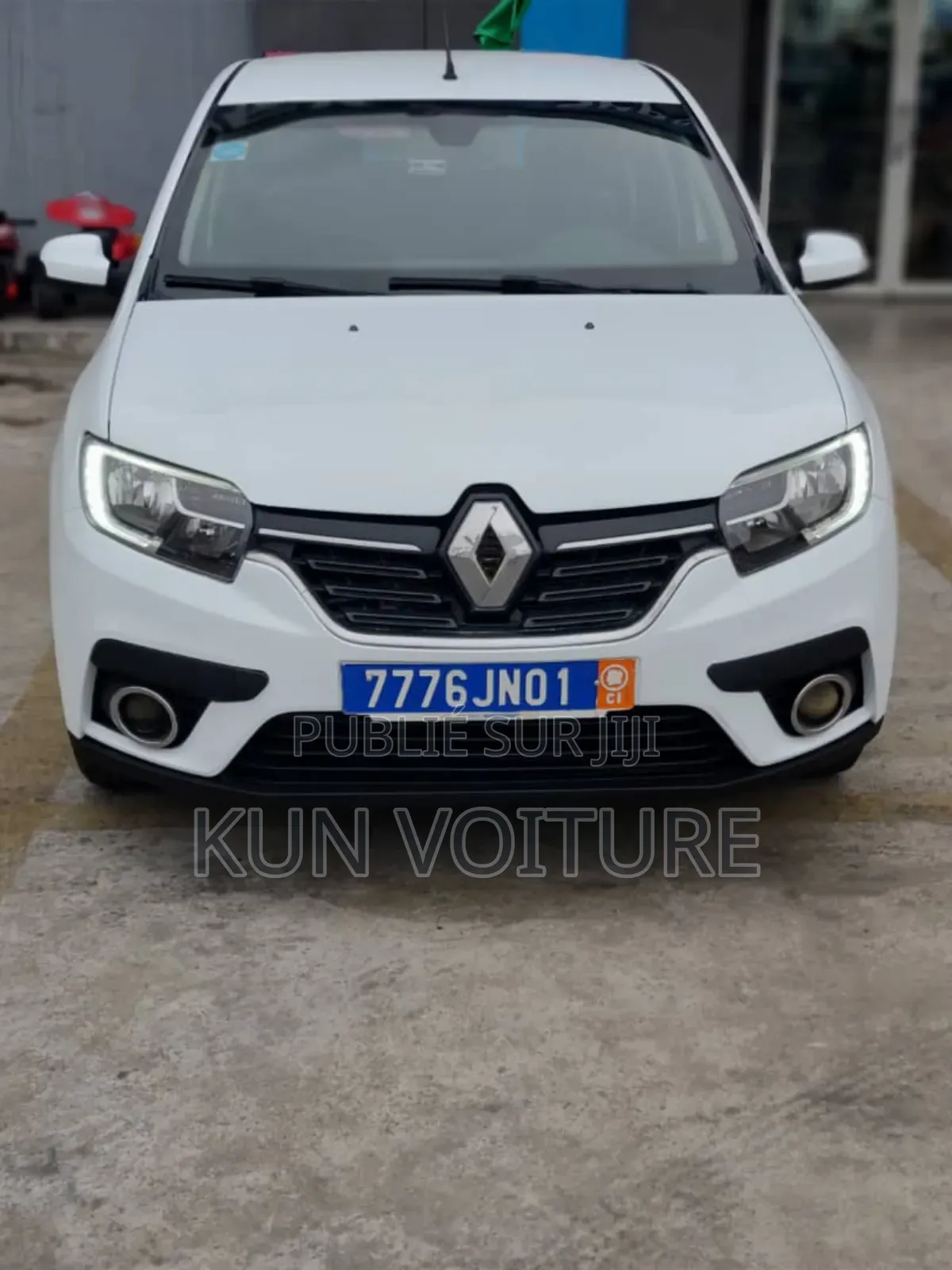 Renault Sandero 2019 Blanc cassé