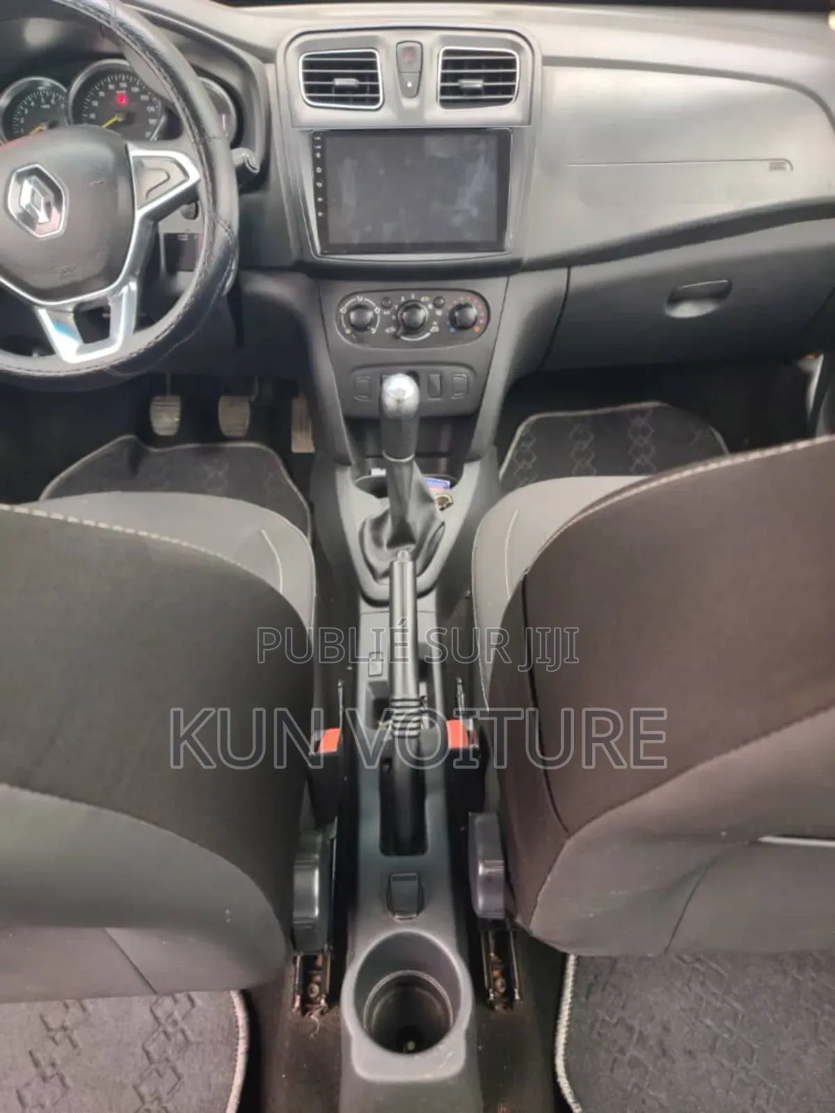 Renault Sandero 2019 Blanc cassé