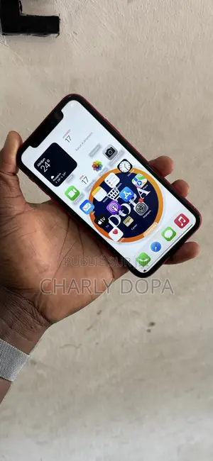 Apple iPhone 11 64 GB Rouge