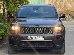 Photo - Jeep Grand Cherokee 2021 Gris