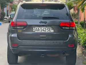 Jeep Grand Cherokee 2021 Gris