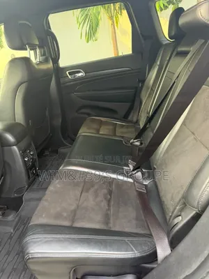 Jeep Grand Cherokee 2021 Gris