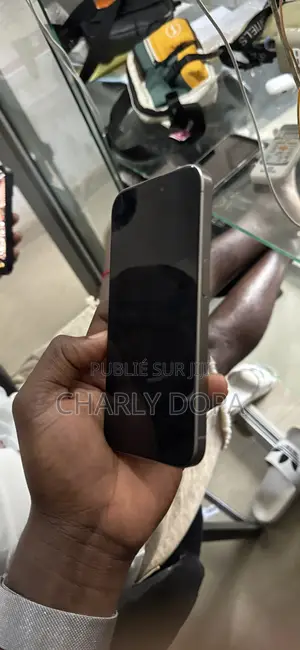 Apple iPhone 15 Pro 128 GB Argenté