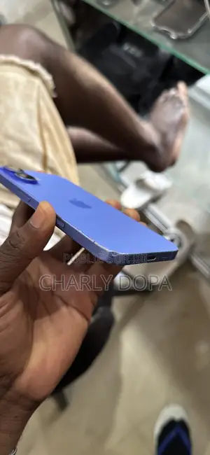 Apple iPhone 16 128 GB Blue