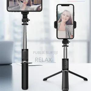 Photo - Trépied Bluetooth Équipé De Lampe Led