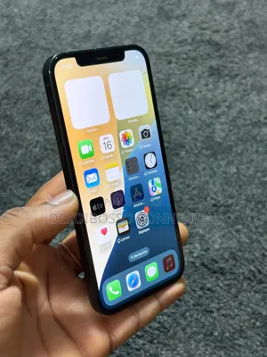 Apple iPhone 12 64 GB Black