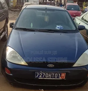 Photo - Ford Focus 2001 Blue