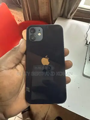 Photo - Apple iPhone 12 64 GB Black