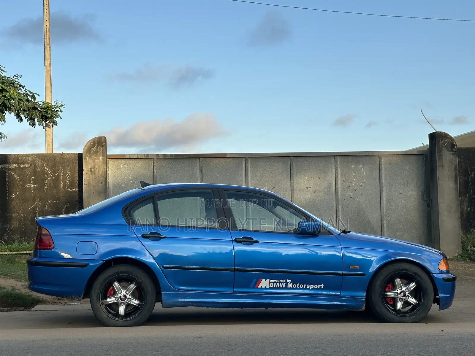BMW 318i 2000 Blue