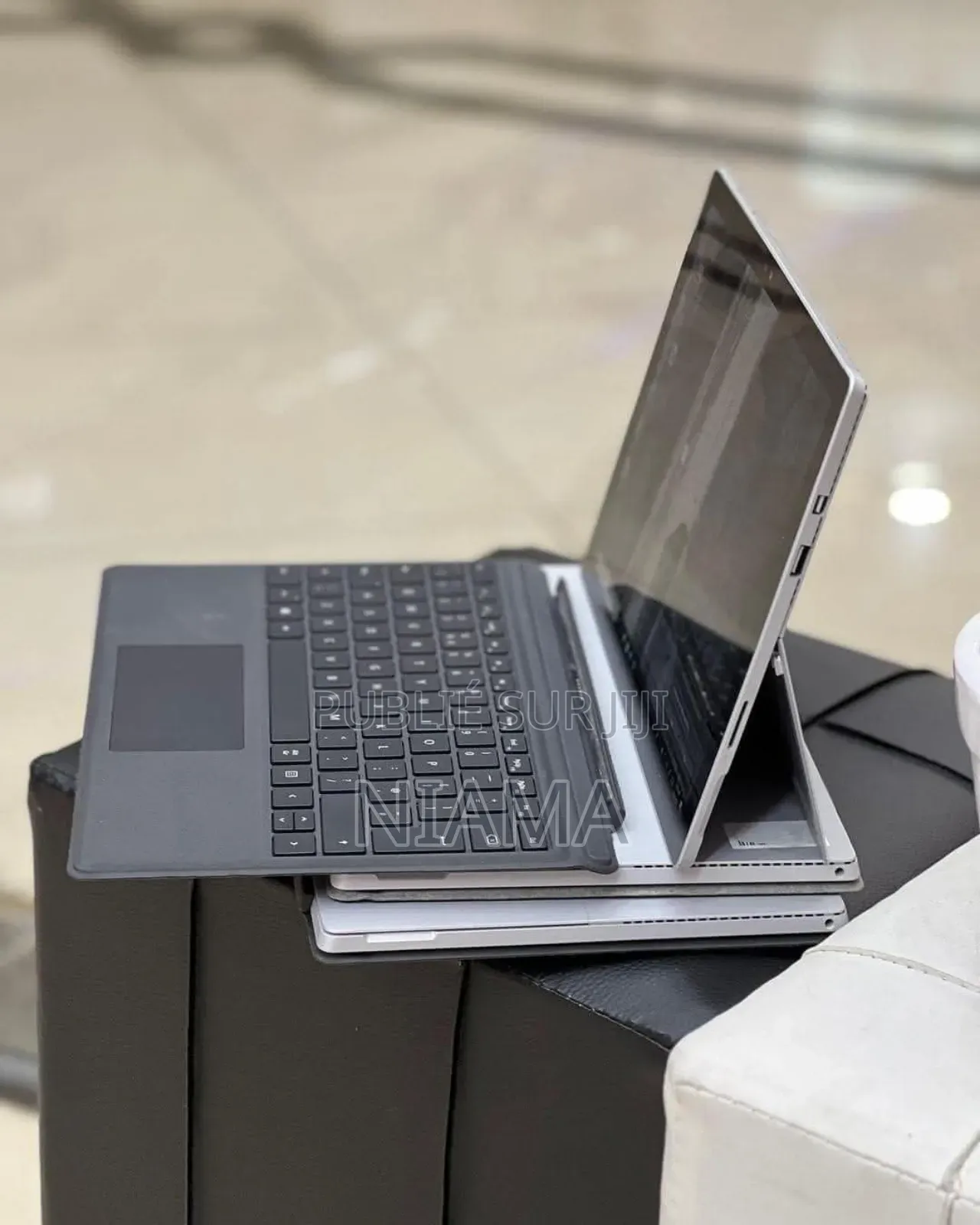 New Microsoft Surface Pro 4 8GB Intel Core I7 SSD 256GB