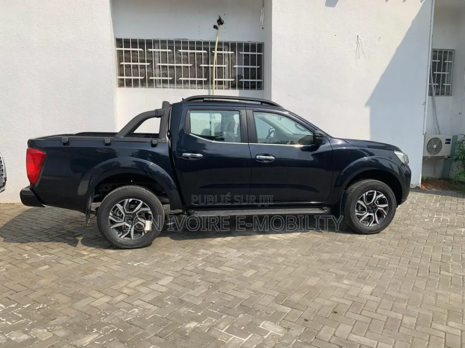 New Dongfeng Rich 7 2025 Black