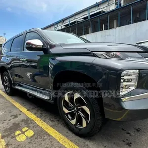 Mitsubishi Pajero 2025 Noir Mat