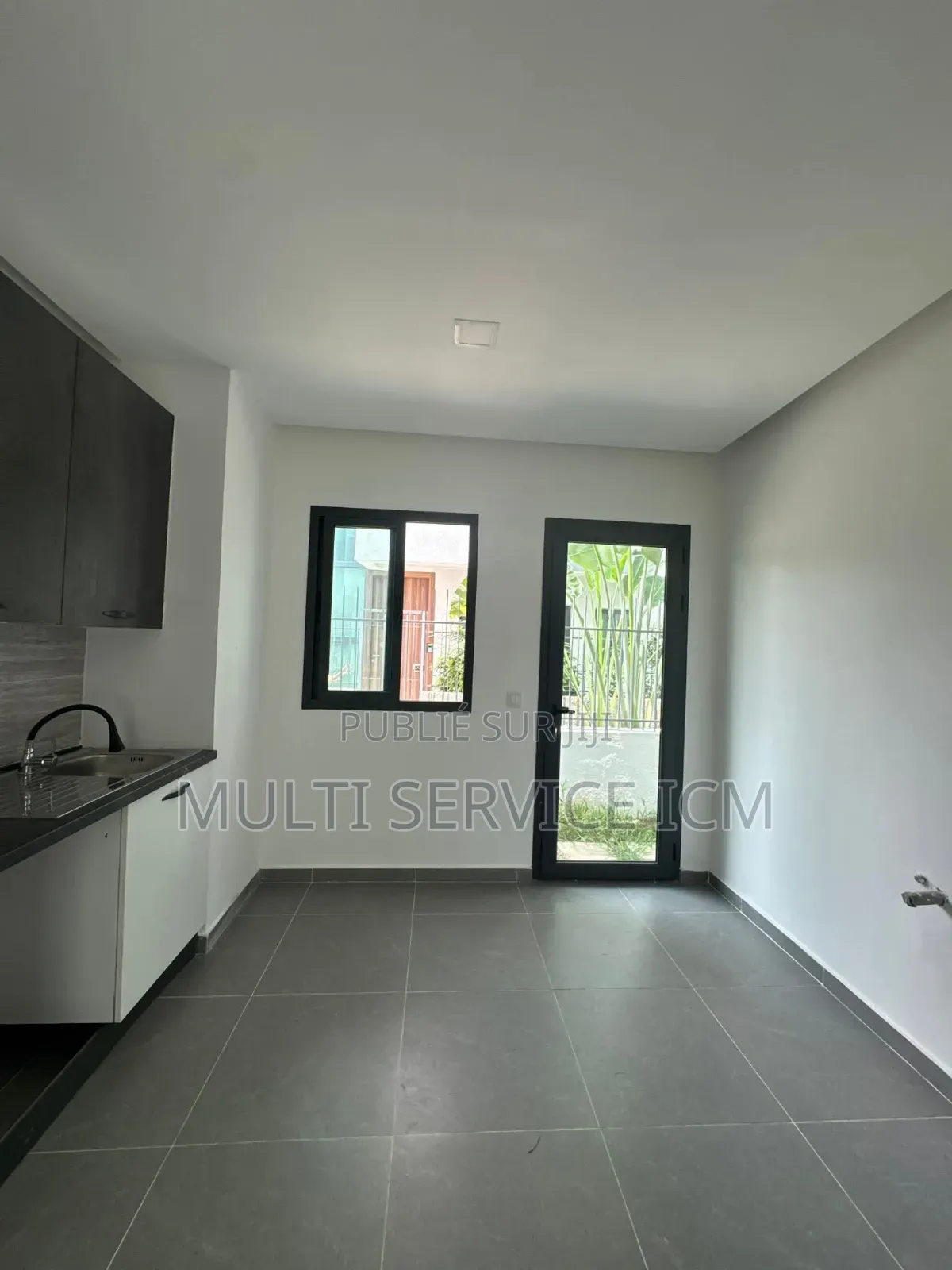 3chbre Duplex dans Ismaël Coulibaly, Cocody à Vendre