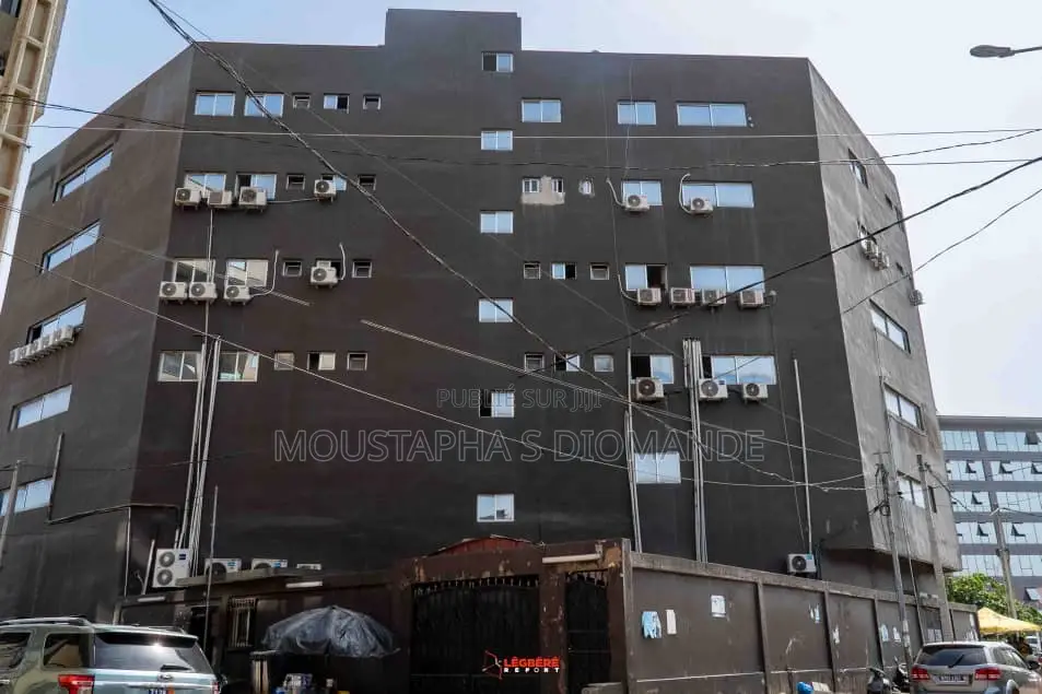 20chbre Blocs d'appartements dans Diomande Moustapha, Treichville