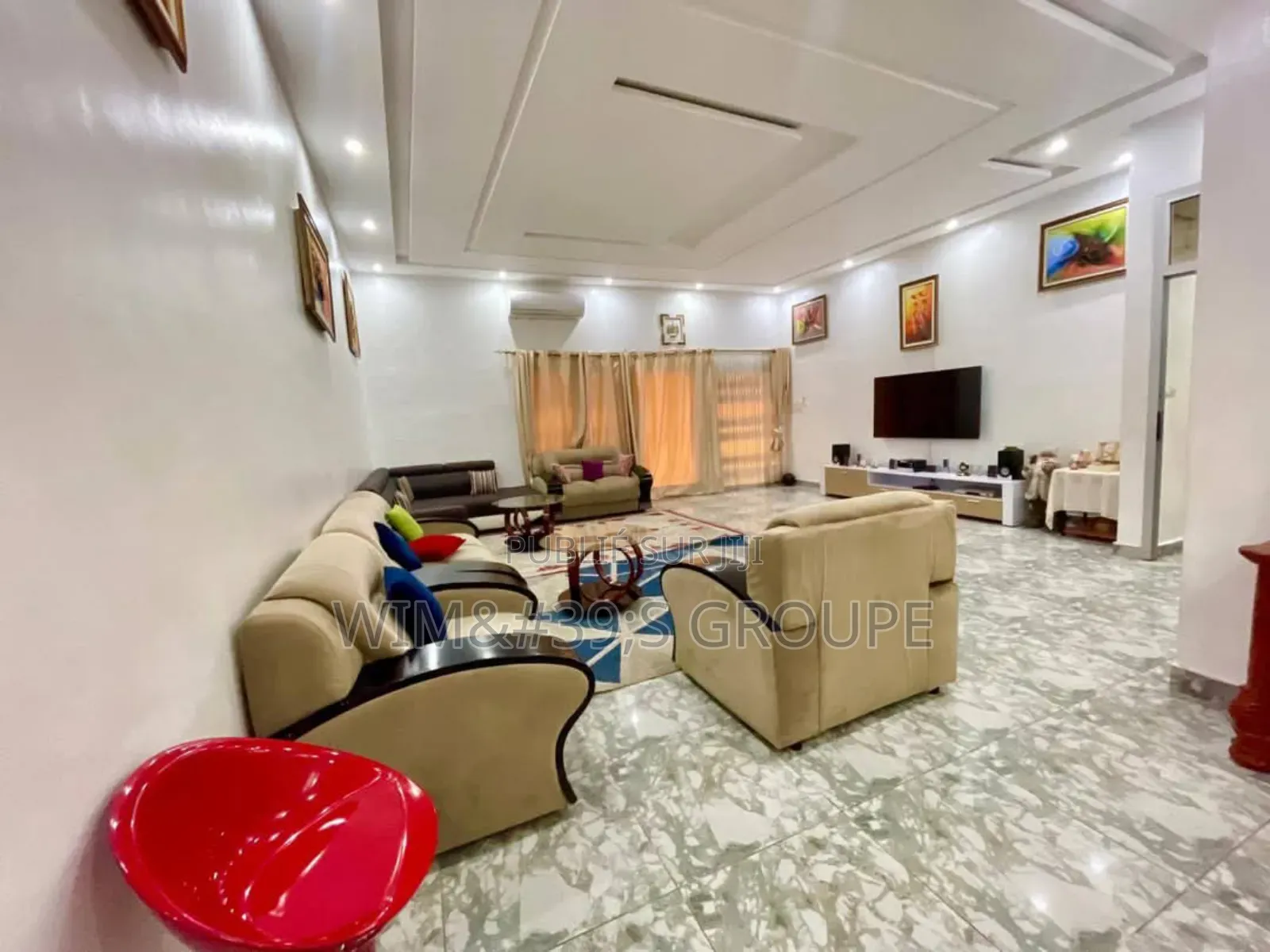 Furnished 4chbre Villa dans Cocody à Vendre