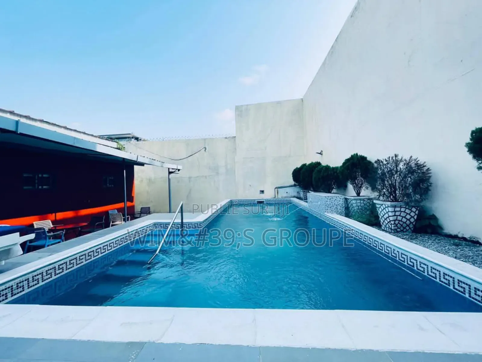 Furnished 4chbre Villa dans Cocody à Vendre