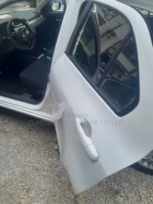 Suzuki Dzire 2021 Blanc