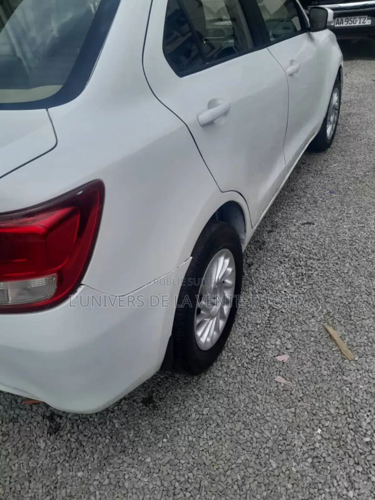 Suzuki Dzire 2021 Blanc