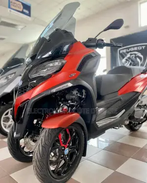 Neuf Piaggio Trotinette 2024 Noir