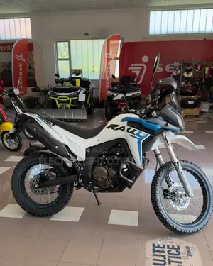 Neuf Voge 300 Rally 2023 Blanc